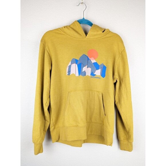Patagonia Sweaters - PATAGONIA Youth Junior Graphic Sweatshirt Hoodie Yellow Casual  XXL